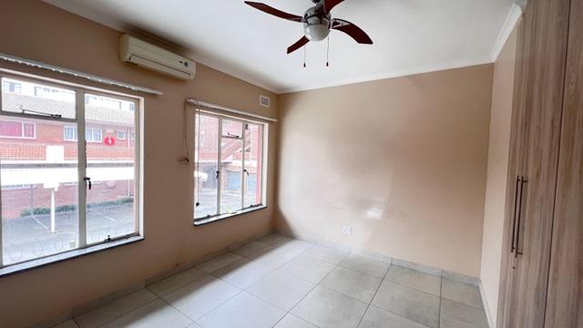 To Let 2 Bedroom Property for Rent in Malvern KwaZulu-Natal