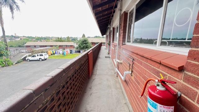 To Let 2 Bedroom Property for Rent in Malvern KwaZulu-Natal