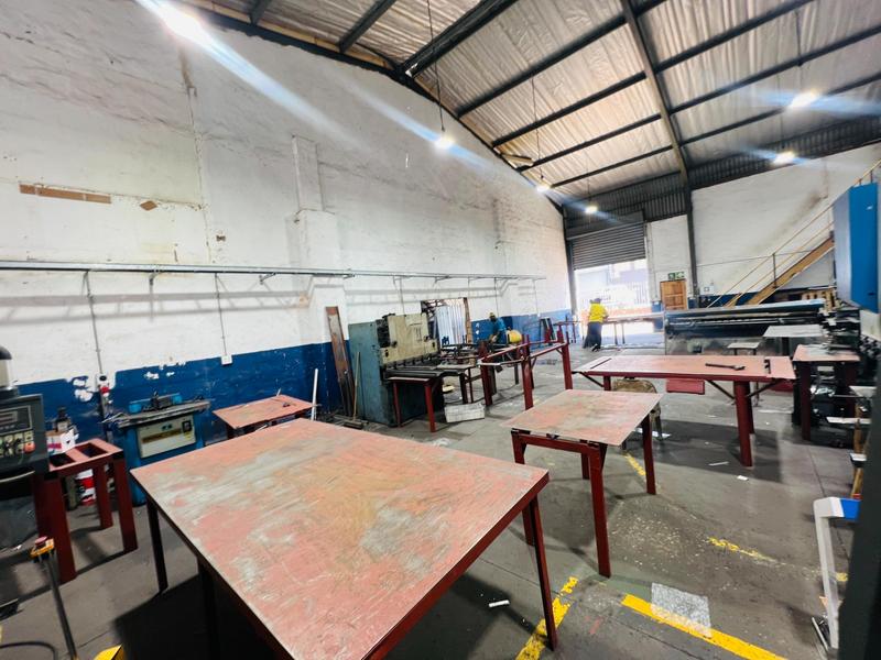 Commercial Property for Sale in Amanzimtoti KwaZulu-Natal