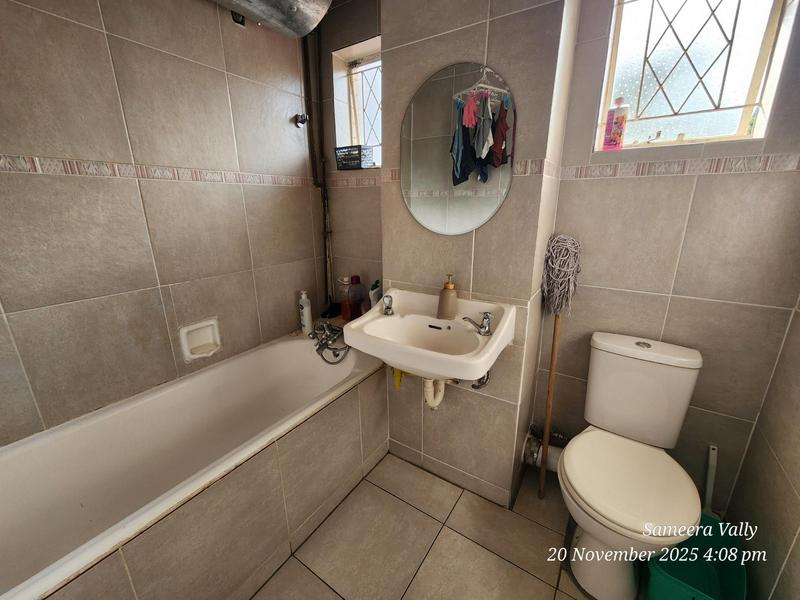 To Let 2 Bedroom Property for Rent in Glenwood KwaZulu-Natal