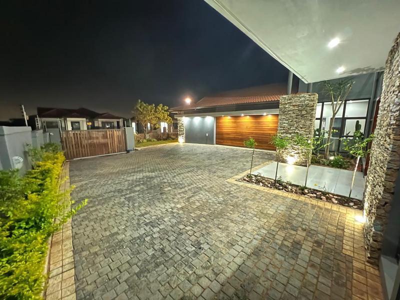 4 Bedroom Property for Sale in Izinga KwaZulu-Natal