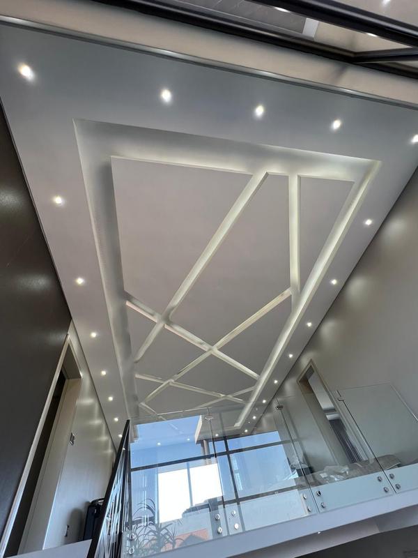 4 Bedroom Property for Sale in Izinga KwaZulu-Natal