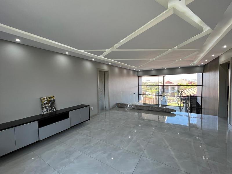 4 Bedroom Property for Sale in Izinga KwaZulu-Natal