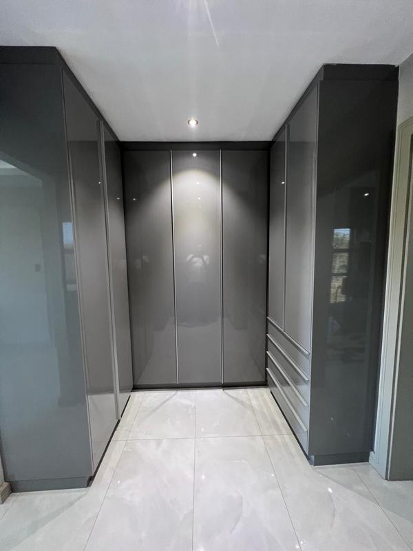 4 Bedroom Property for Sale in Izinga KwaZulu-Natal