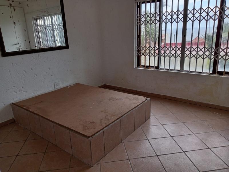 2 Bedroom Property for Sale in Lawrence Rocks KwaZulu-Natal