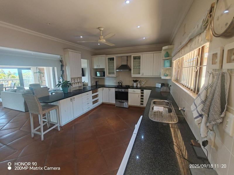 6 Bedroom Property for Sale in Ramsgate KwaZulu-Natal