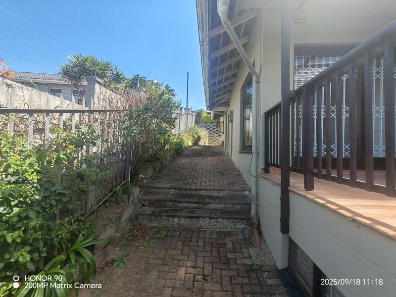 6 Bedroom Property for Sale in Ramsgate KwaZulu-Natal