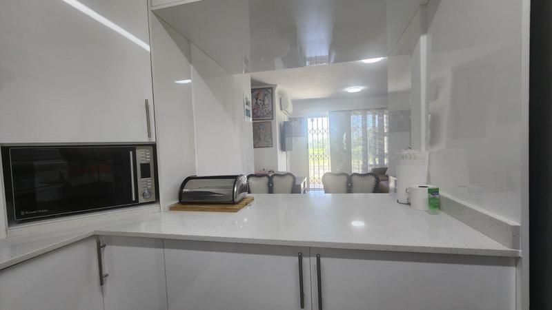 2 Bedroom Property for Sale in North Beach KwaZulu-Natal