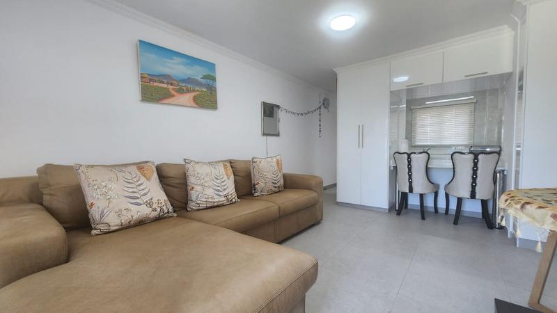 2 Bedroom Property for Sale in North Beach KwaZulu-Natal