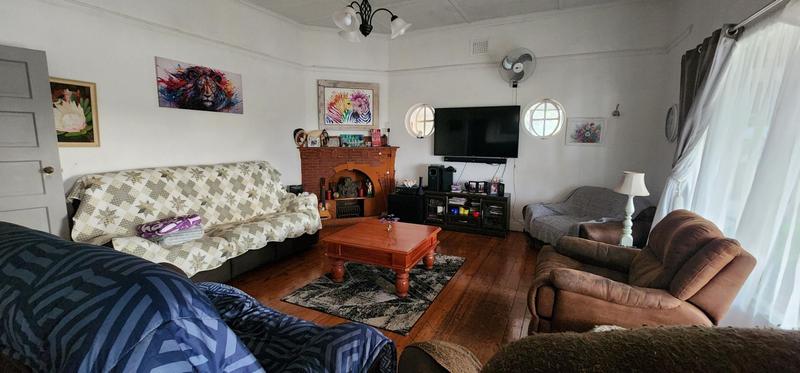 5 Bedroom Property for Sale in Umkomaas KwaZulu-Natal