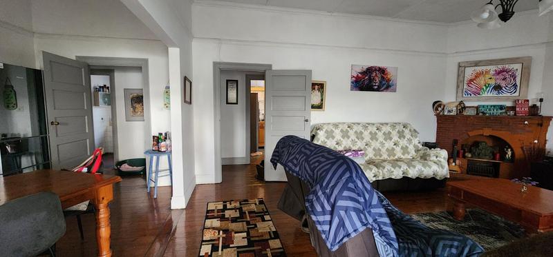 5 Bedroom Property for Sale in Umkomaas KwaZulu-Natal