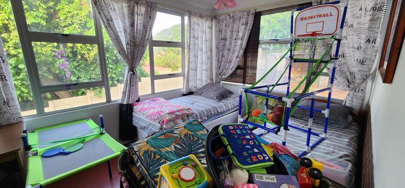 5 Bedroom Property for Sale in Umkomaas KwaZulu-Natal