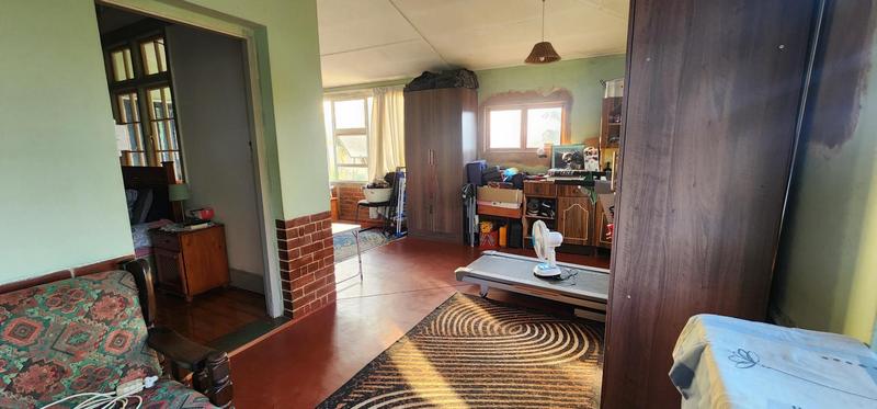 5 Bedroom Property for Sale in Umkomaas KwaZulu-Natal