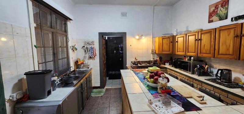 5 Bedroom Property for Sale in Umkomaas KwaZulu-Natal