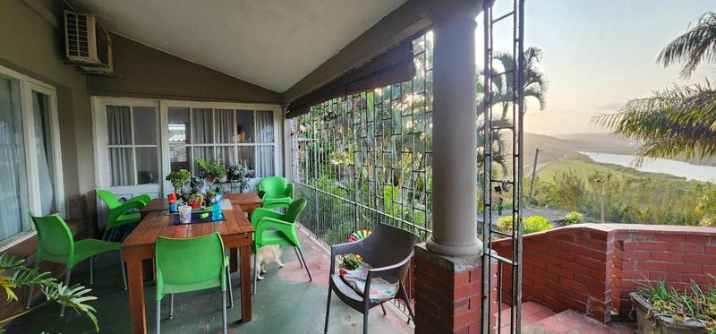 5 Bedroom Property for Sale in Umkomaas KwaZulu-Natal