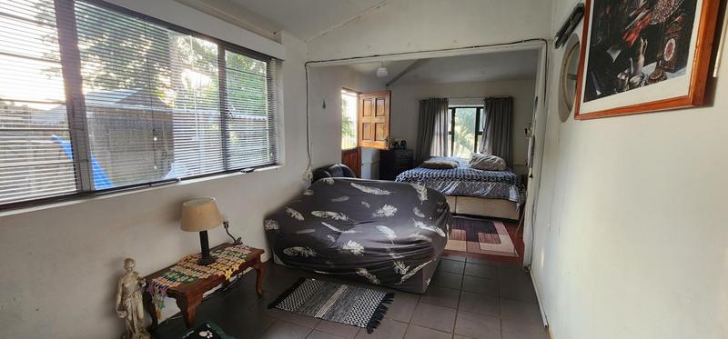5 Bedroom Property for Sale in Umkomaas KwaZulu-Natal