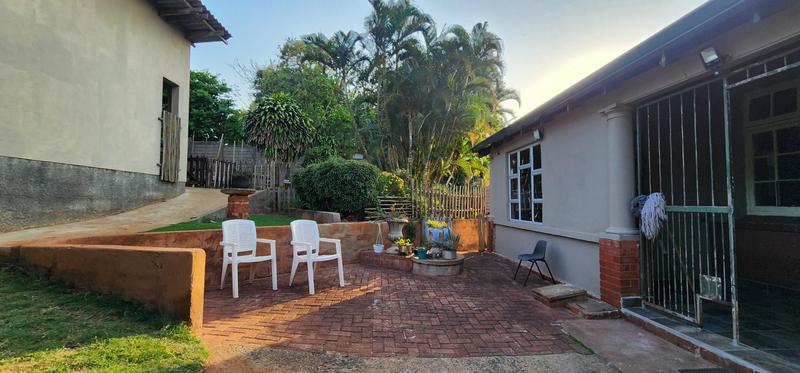 5 Bedroom Property for Sale in Umkomaas KwaZulu-Natal