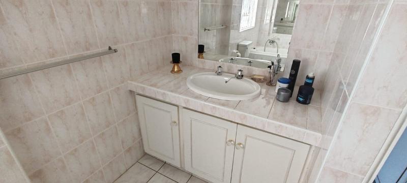 5 Bedroom Property for Sale in Ramsgate KwaZulu-Natal