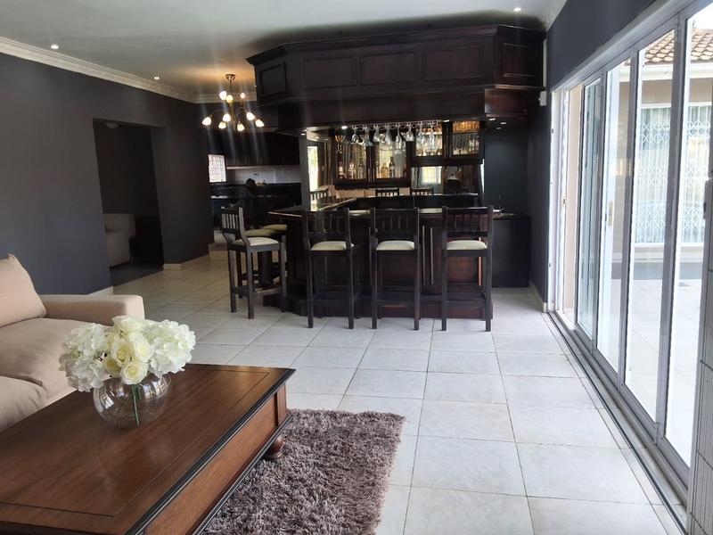 6 Bedroom Property for Sale in Escombe KwaZulu-Natal