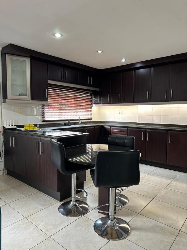 6 Bedroom Property for Sale in Escombe KwaZulu-Natal