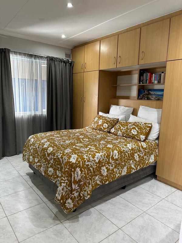 6 Bedroom Property for Sale in Escombe KwaZulu-Natal