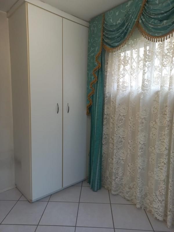To Let 2 Bedroom Property for Rent in Morningside KwaZulu-Natal