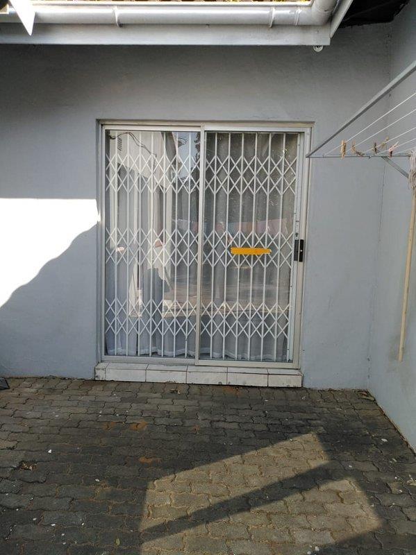 To Let 2 Bedroom Property for Rent in Park Hill KwaZulu-Natal