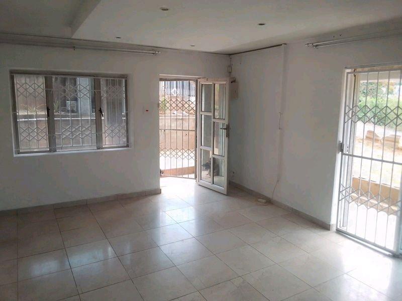 To Let 2 Bedroom Property for Rent in Newlands West KwaZulu-Natal