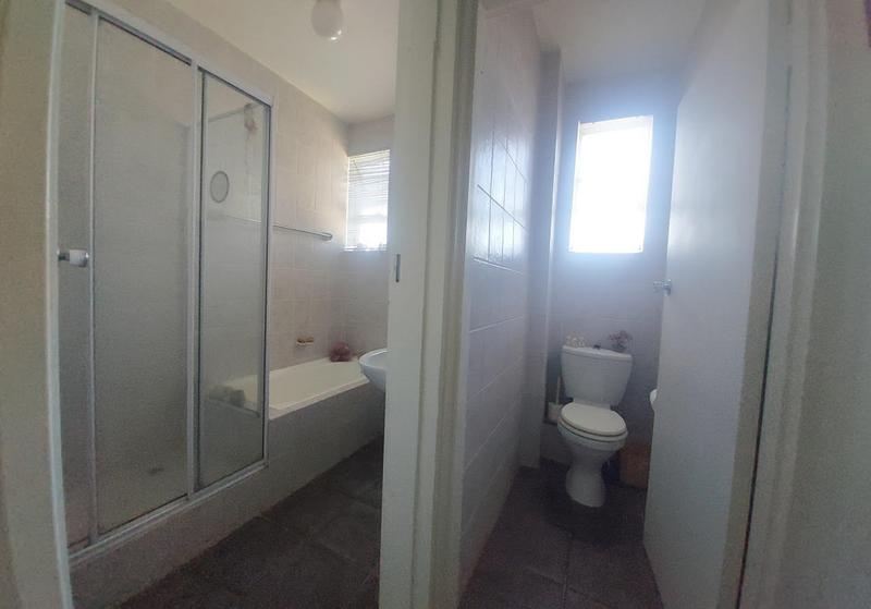 To Let 2 Bedroom Property for Rent in Glenwood KwaZulu-Natal