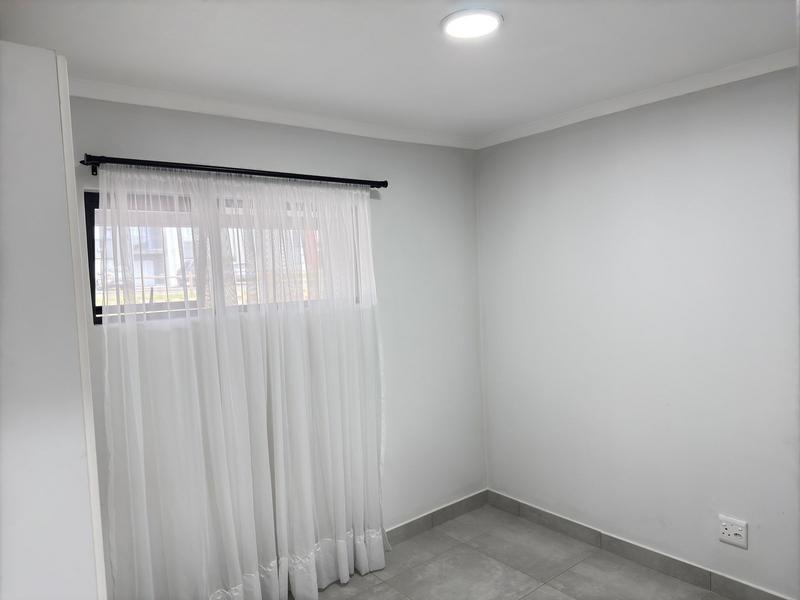 To Let 2 Bedroom Property for Rent in Lincoln Meade KwaZulu-Natal