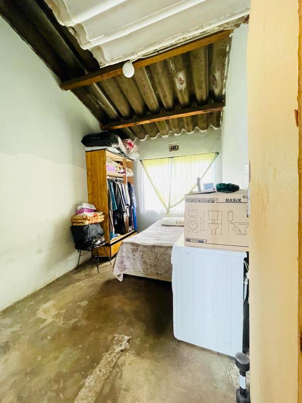 1 Bedroom Property for Sale in Ntuzuma KwaZulu-Natal