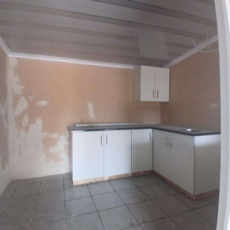 4 Bedroom Property for Sale in Umlazi KwaZulu-Natal