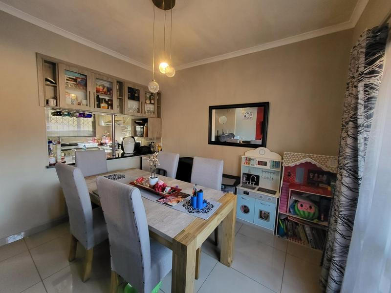 To Let 2 Bedroom Property for Rent in La Mercy KwaZulu-Natal