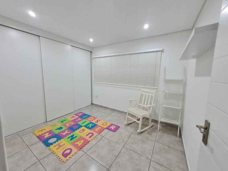 To Let 3 Bedroom Property for Rent in Queensburgh KwaZulu-Natal