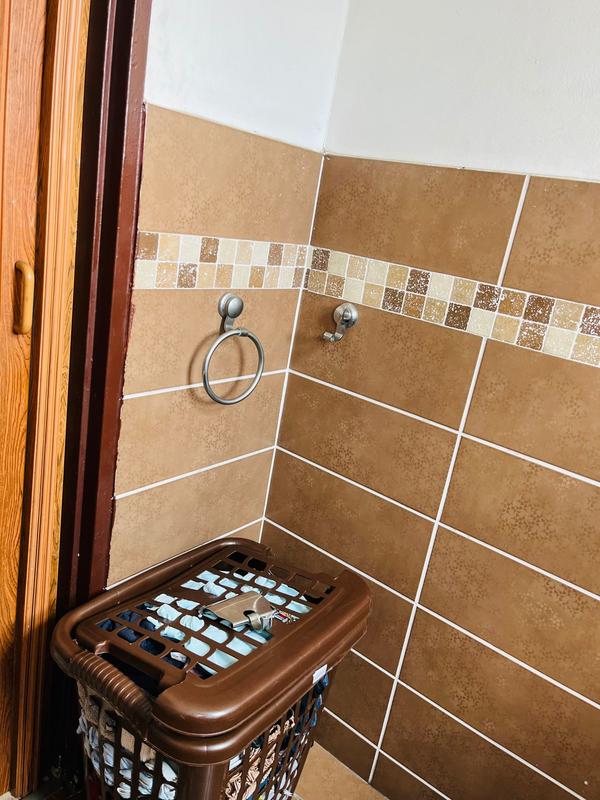 1 Bedroom Property for Sale in Pinetown KwaZulu-Natal