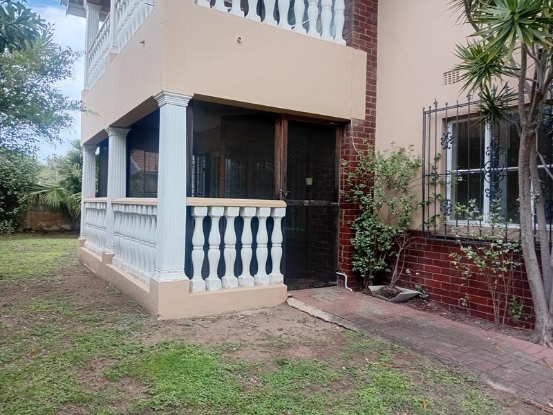 To Let 2 Bedroom Property for Rent in Uvongo KwaZulu-Natal