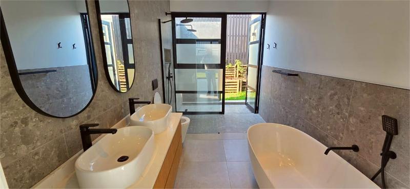 4 Bedroom Property for Sale in Elaleni Coastal Forest Estate KwaZulu-Natal