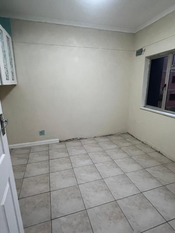 To Let 2 Bedroom Property for Rent in Isipingo Beach KwaZulu-Natal