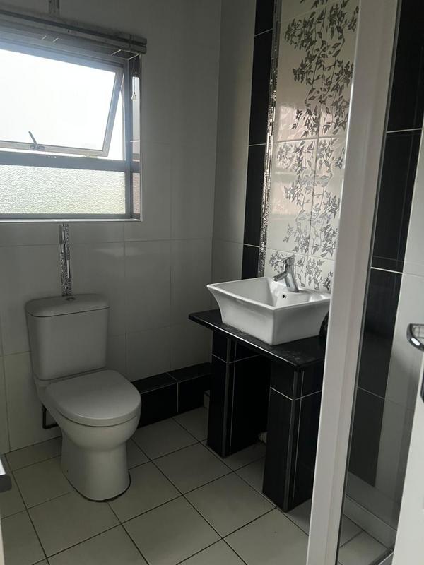 To Let 2 Bedroom Property for Rent in Isipingo Beach KwaZulu-Natal