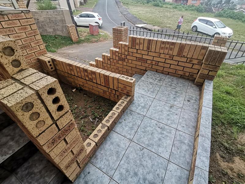 To Let 1 Bedroom Property for Rent in Reservoir Hills KwaZulu-Natal