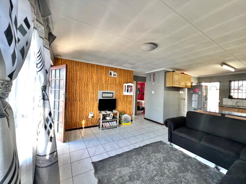 2 Bedroom Property for Sale in Lincoln Meade KwaZulu-Natal