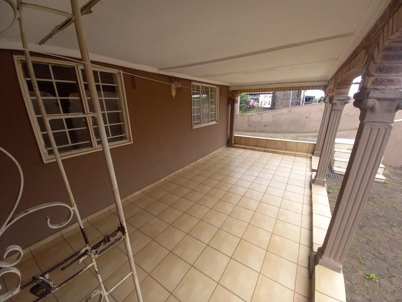 4 Bedroom Property for Sale in Grove End KwaZulu-Natal