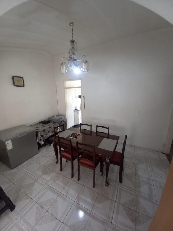 4 Bedroom Property for Sale in Grove End KwaZulu-Natal