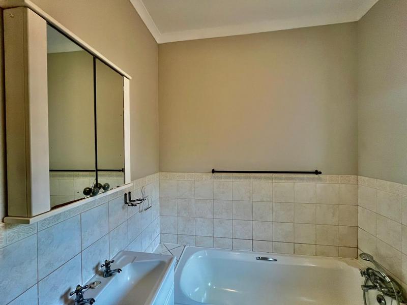 To Let 2 Bedroom Property for Rent in Mtunzini KwaZulu-Natal