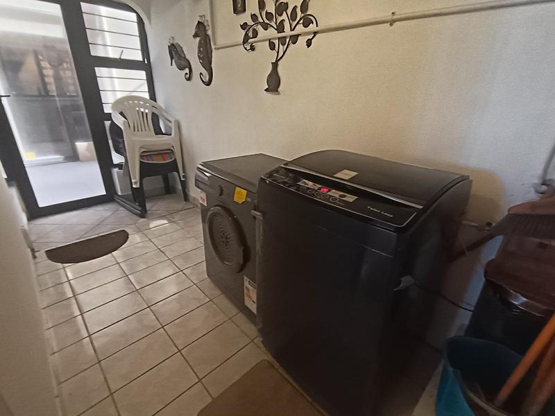 To Let 2 Bedroom Property for Rent in Shelly Beach KwaZulu-Natal