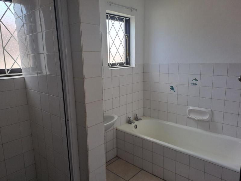 3 Bedroom Property for Sale in St Michaels On Sea KwaZulu-Natal