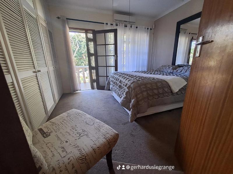 3 Bedroom Property for Sale in St Michaels On Sea KwaZulu-Natal