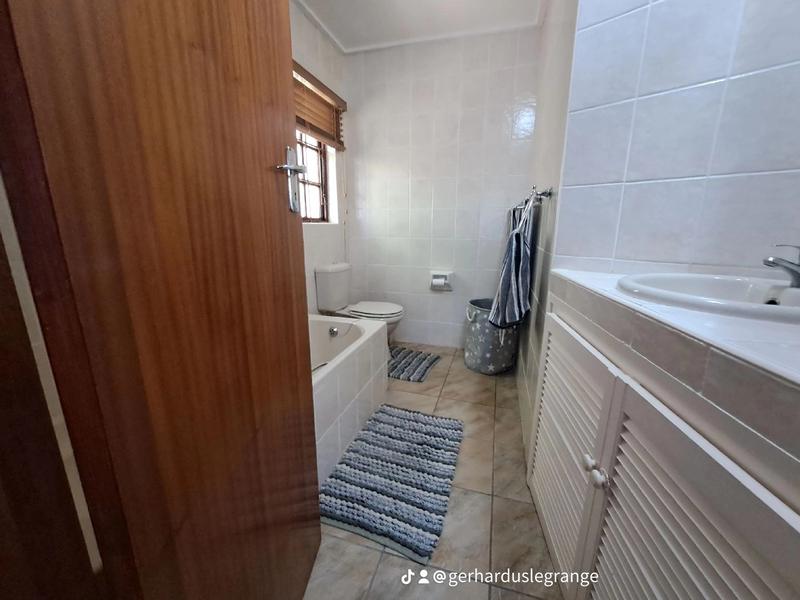 3 Bedroom Property for Sale in St Michaels On Sea KwaZulu-Natal