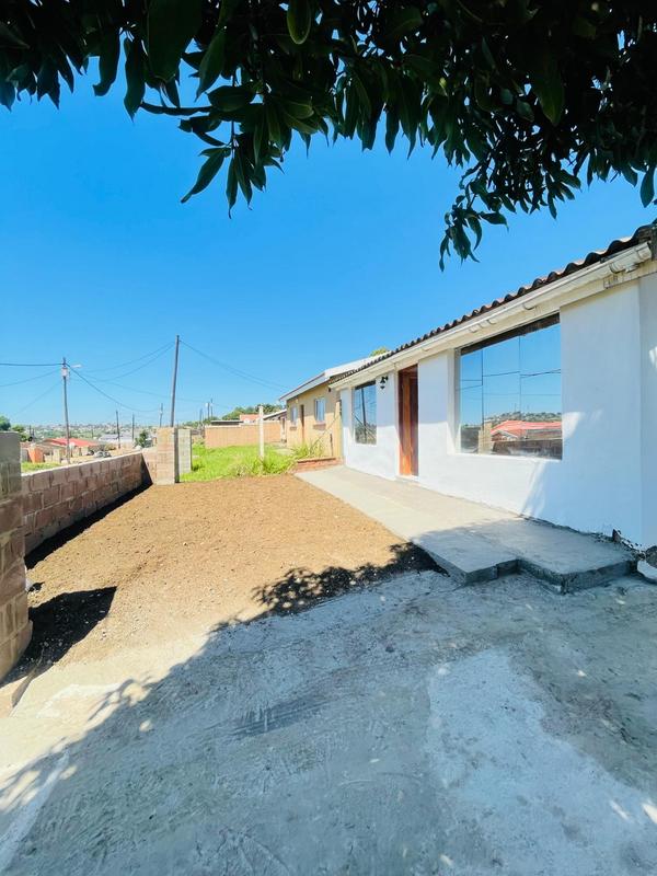 2 Bedroom Property for Sale in Kwamashu KwaZulu-Natal
