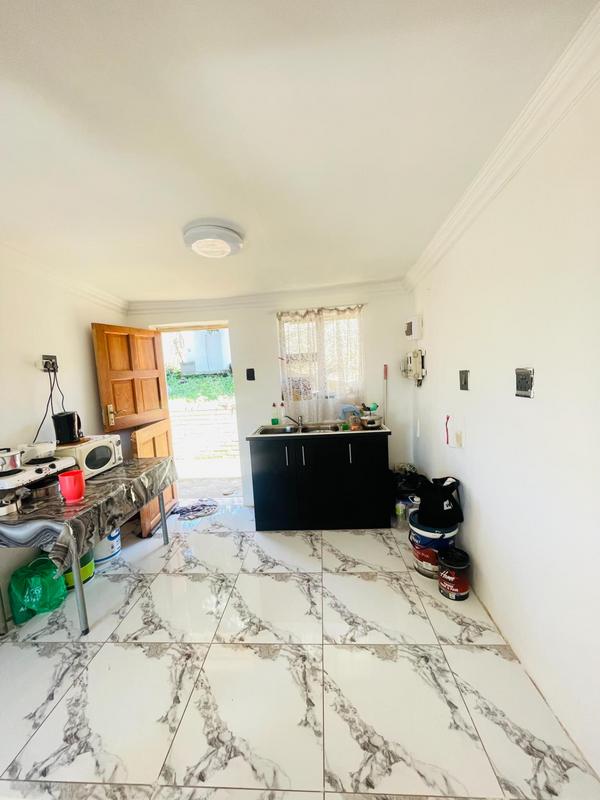 2 Bedroom Property for Sale in Kwamashu KwaZulu-Natal